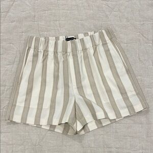 Banana Republic Striped Beige and Ivory Women's Shorts